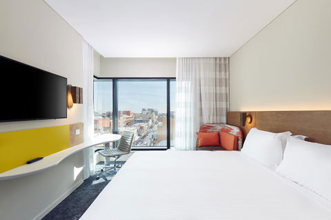 Holiday Inn Express Melbourne Southbank, An IHG Hotel - Tourism Caloundra 18