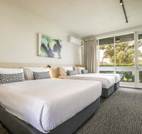 Nightcap at Seaford Hotel - Tourism Caloundra