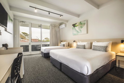 Nightcap At Seaford Hotel - Tourism Caloundra 1
