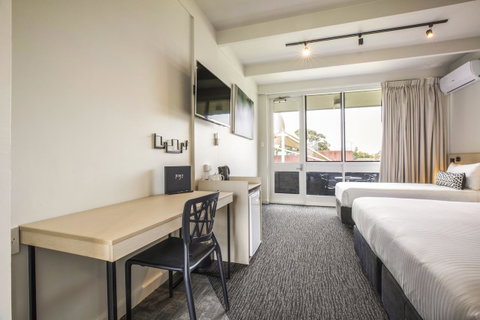 Nightcap At Seaford Hotel - Tourism Caloundra 29