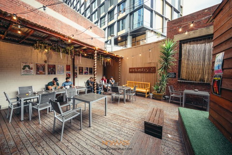 Nomads Melbourne Backpackers - Tourism Caloundra 6