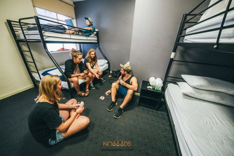 Nomads Melbourne Backpackers - Tourism Caloundra 31