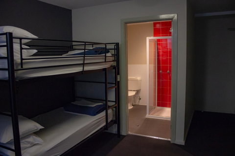 Nomads Melbourne Backpackers - Tourism Caloundra 36