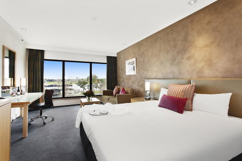 Mercure Melbourne Albert Park - Tourism Caloundra 9