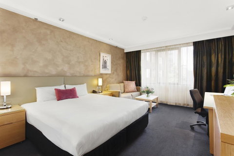 Mercure Melbourne Albert Park - Tourism Caloundra 11