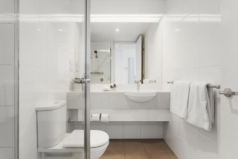 Mercure Melbourne Albert Park - Tourism Caloundra 12