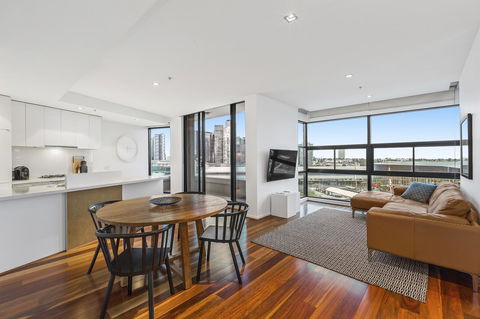 Melbourne Holiday Apartments Flinders Wharf - Tourism Caloundra 9