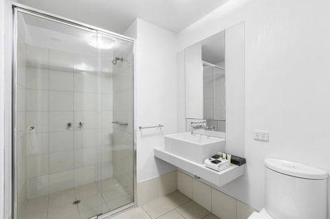 Melbourne Holiday Apartments Flinders Wharf - Tourism Caloundra 18