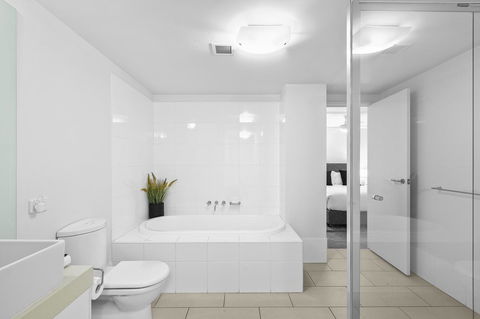 Melbourne Holiday Apartments Flinders Wharf - Tourism Caloundra 33