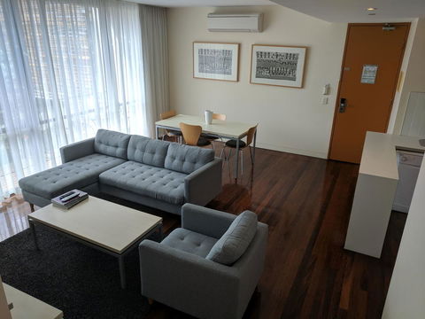 Phillip Island Apartments - Tourism Caloundra 3