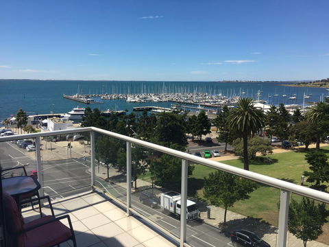 Geelong Waterfront Penthouse Apartment - Tourism Caloundra 1