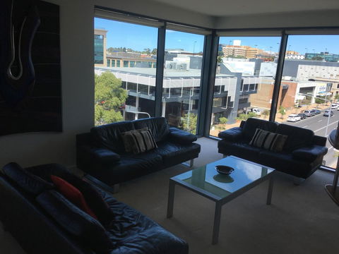 Geelong Waterfront Penthouse Apartment - Tourism Caloundra 9