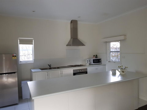 Dromana Holiday Beach House - Tourism Caloundra 8