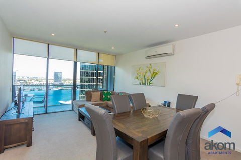 AKOM AT Docklands - Tourism Caloundra 5