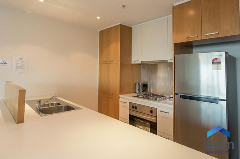 AKOM AT Docklands - Tourism Caloundra 8