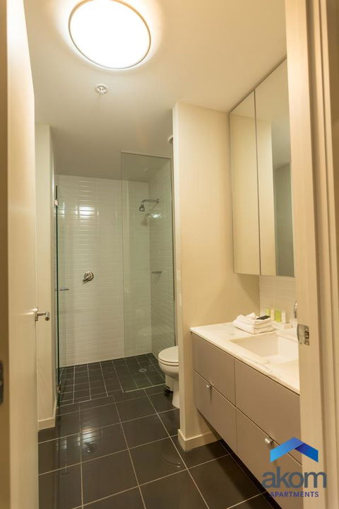 AKOM AT Docklands - Tourism Caloundra 25
