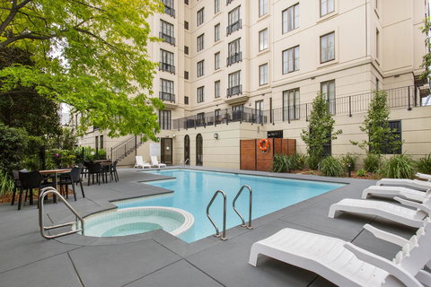 Mantra On Jolimont Melbourne - Tourism Caloundra 3