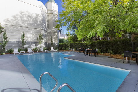 Mantra On Jolimont Melbourne - Tourism Caloundra 1