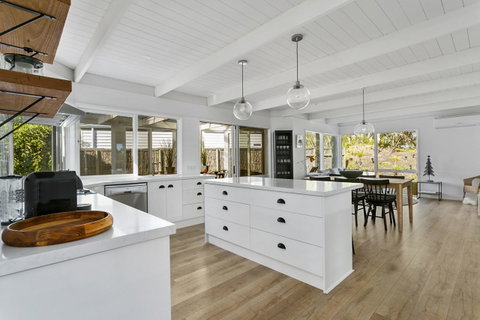 Oasis On Grange - Tourism Caloundra 1