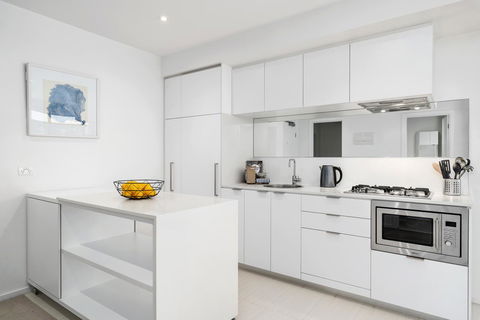 Complete Host Tiara Apartments - Tourism Caloundra 37