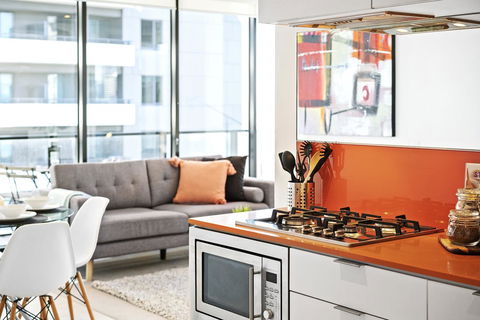 Complete Host Tiara Apartments - Tourism Caloundra 1