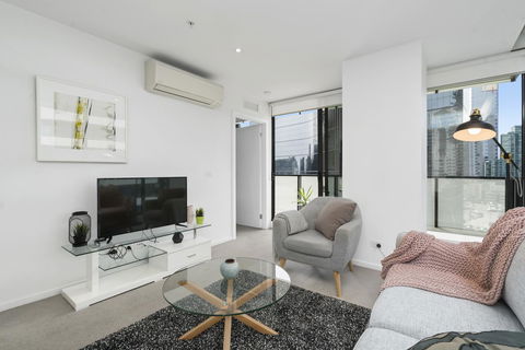 Complete Host Tiara Apartments - Tourism Caloundra 40