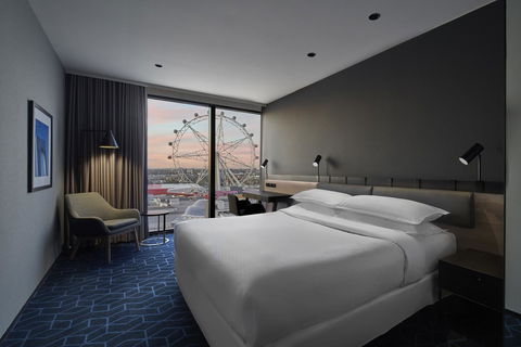Vibe Hotel Melbourne Docklands - Tourism Caloundra 6