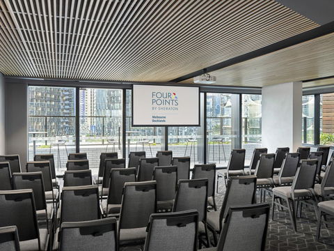 Vibe Hotel Melbourne Docklands - Tourism Caloundra 30