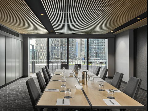 Vibe Hotel Melbourne Docklands - Tourism Caloundra 31