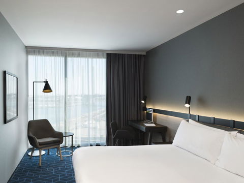 Vibe Hotel Melbourne Docklands - Tourism Caloundra 25
