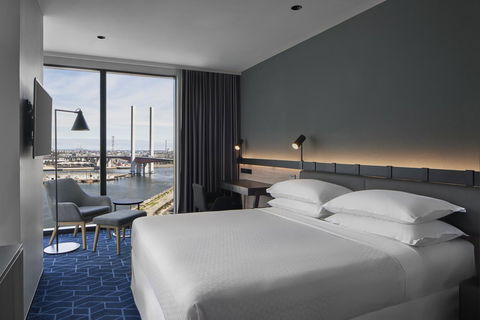 Vibe Hotel Melbourne Docklands - Tourism Caloundra 5