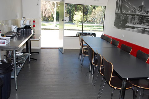 Gariwerd Motel - Tourism Caloundra 37