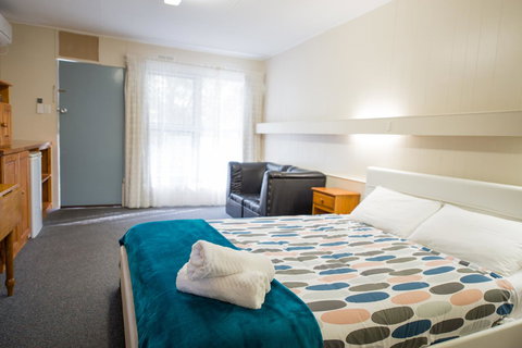 Gariwerd Motel - Tourism Caloundra 15