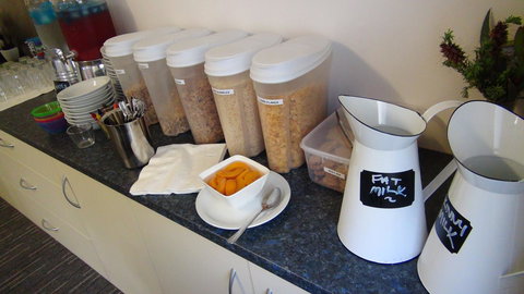 Gariwerd Motel - Tourism Caloundra 34