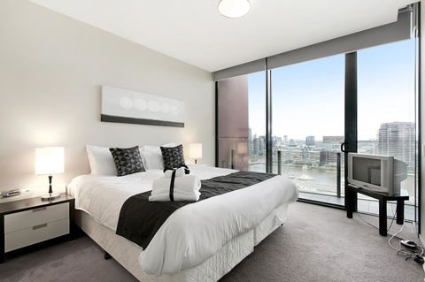 Docklands Private Collection - NEWQUAY - Tourism Caloundra 27
