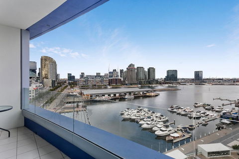 Docklands Private Collection - NEWQUAY - Tourism Caloundra 2