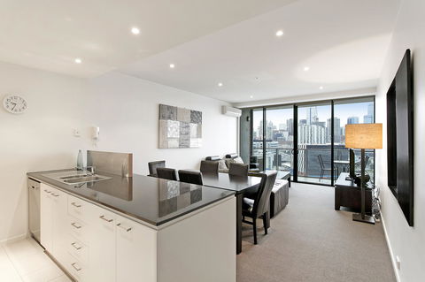 Docklands Private Collection - NEWQUAY - Tourism Caloundra 43