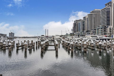 Docklands Private Collection - NEWQUAY - Tourism Caloundra 19