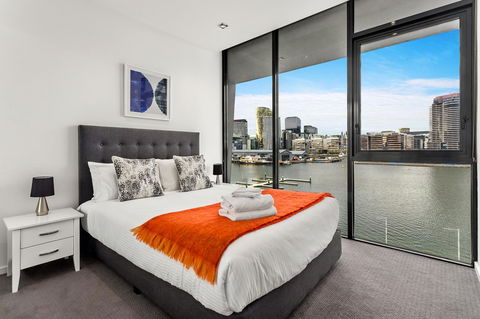 Docklands Private Collection - NEWQUAY - Tourism Caloundra 12