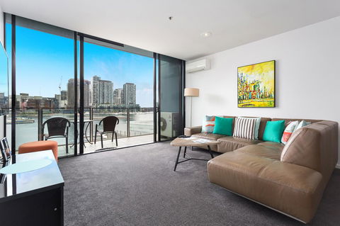 Docklands Private Collection - NEWQUAY - Tourism Caloundra 9