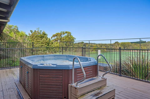 Rural 5 Star Villa\'s With Resort Amenities - Tourism Caloundra 12