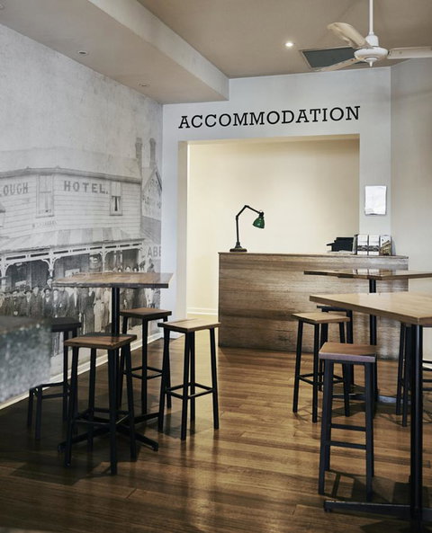 Plough Hotel - Tourism Caloundra 28