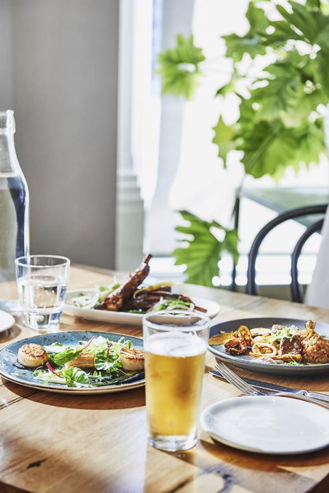 Plough Hotel - Tourism Caloundra 22