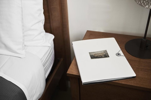 Plough Hotel - Tourism Caloundra 10