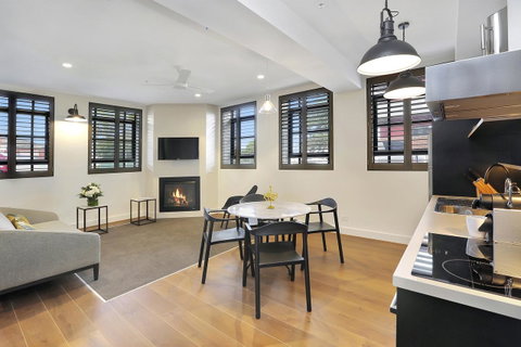 Devlin Apartments - Tourism Caloundra 2