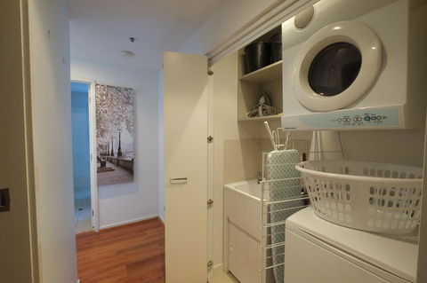 ACD Apartments - Tourism Caloundra 5