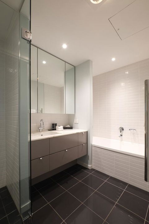 ACD Apartments - Tourism Caloundra 15