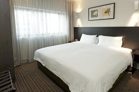 Causeway 353 Hotel - Tourism Caloundra 31
