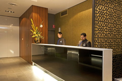 Causeway 353 Hotel - Tourism Caloundra 1