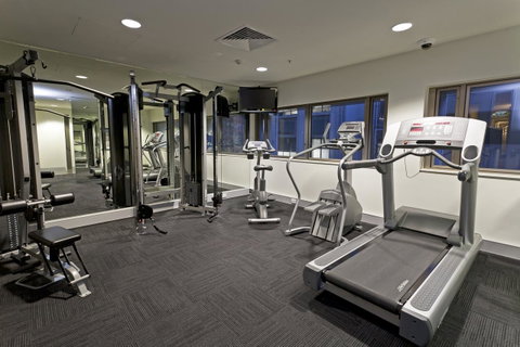 Causeway 353 Hotel - Tourism Caloundra 11